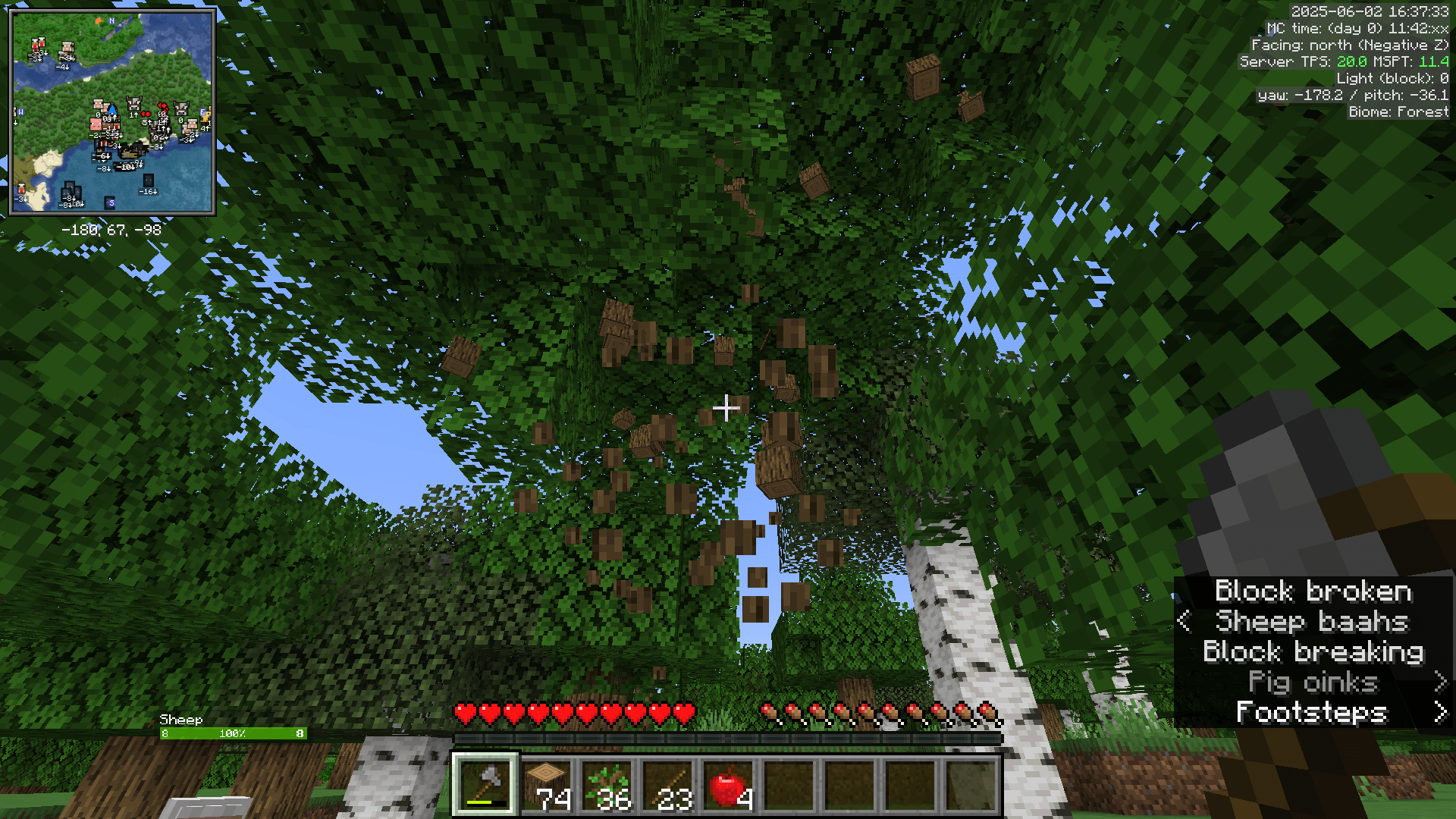 Chopping down a tree using FallingTree mod